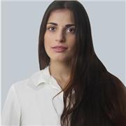 Offro corsi di photoshop e disegno, aperto ad aspiranti fotografi oppure illustratori, adattando il tutto alle loro esigenze.